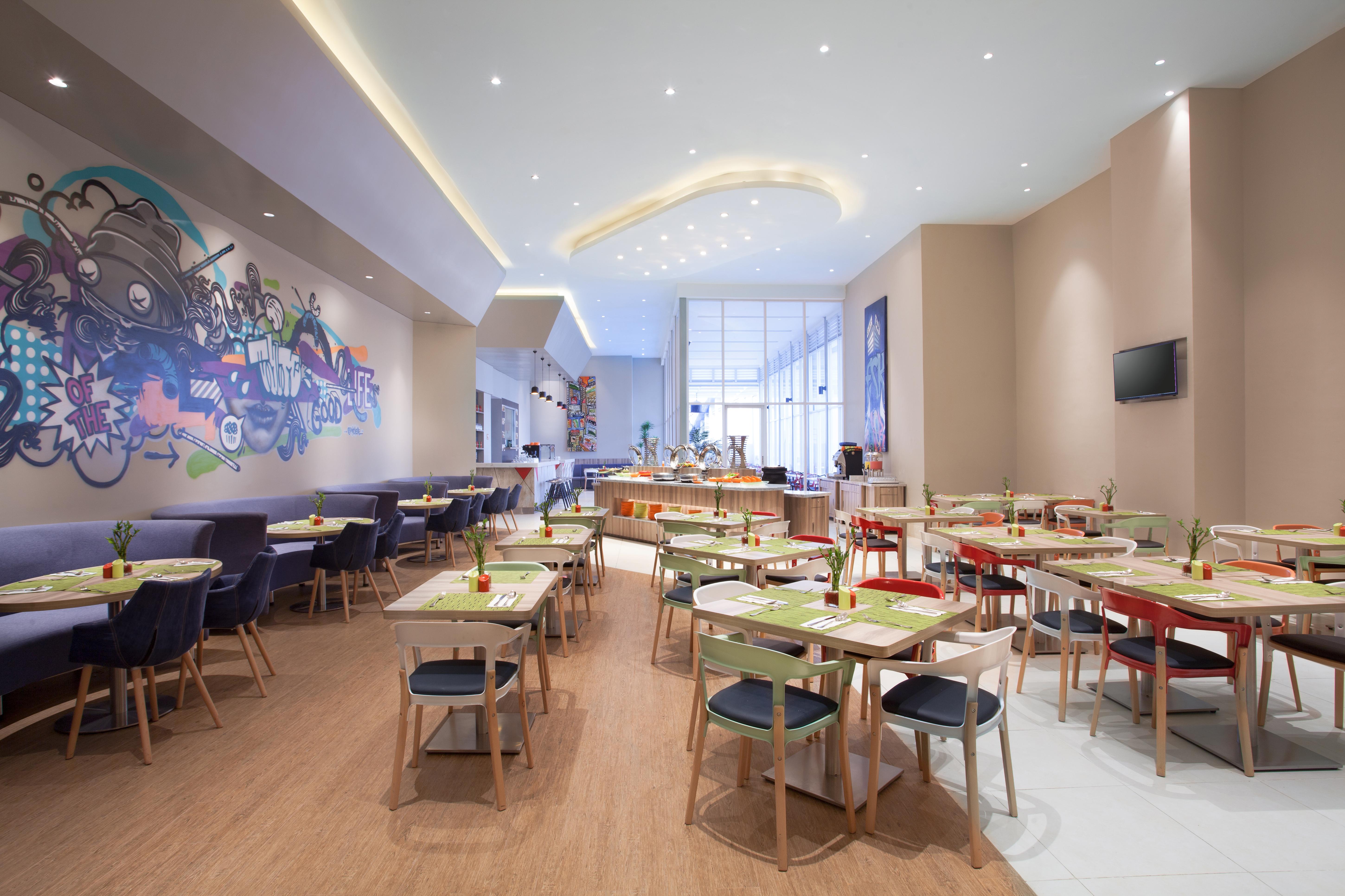 Ibis Styles Jakarta Mangga Dua Square Exterior photo
