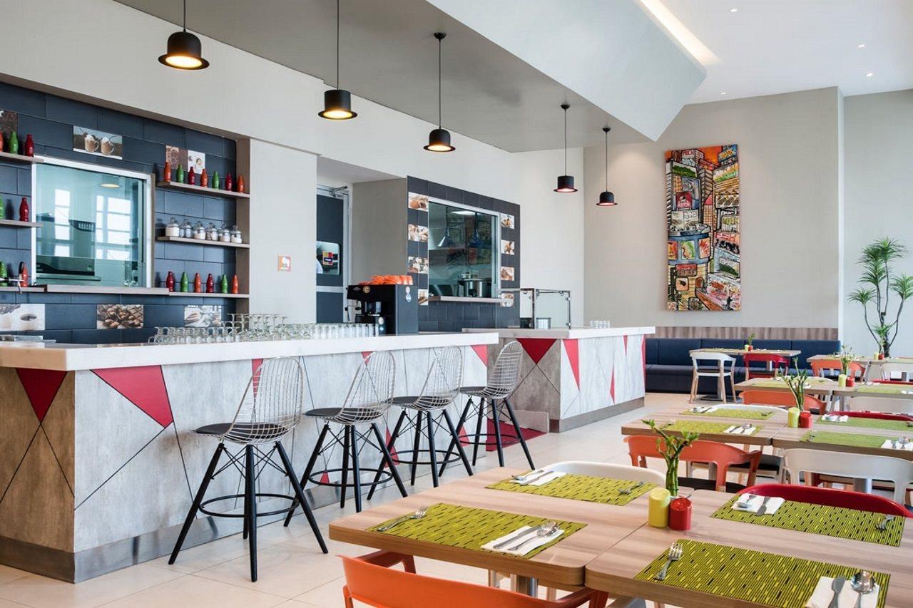 Ibis Styles Jakarta Mangga Dua Square Exterior photo